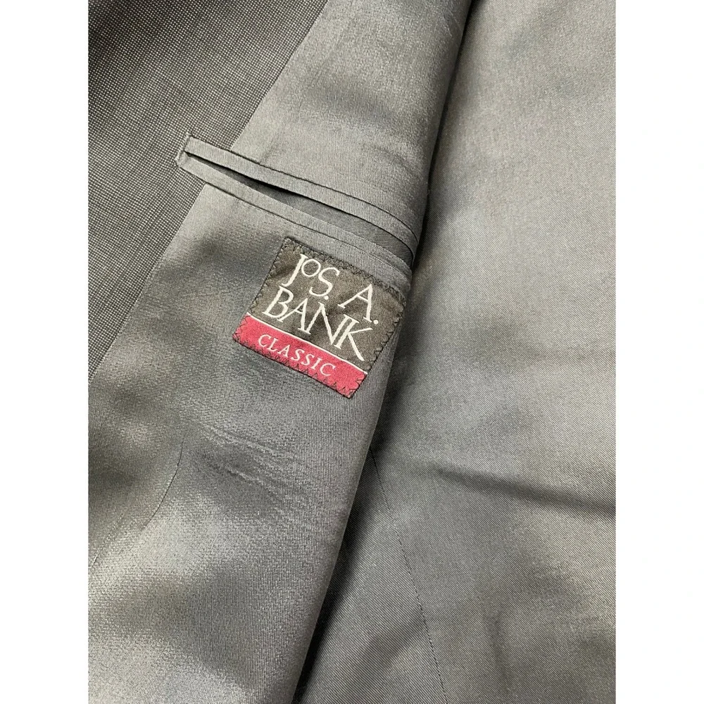 Jos.‎ A. Bank Classic Mens 44L Charcoal Gray 100% Wool Pleated 2 Piece Suit